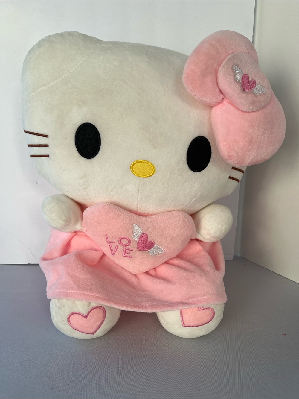 Plush Heart Hello Kitty Style Pink Decorative Pillow Plush SZ:L nwot